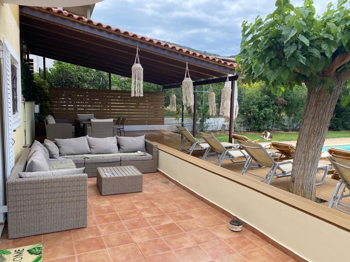 Relaxing Villa With Swimming Pool And Garden Agios Georgios  المظهر الخارجي الصورة