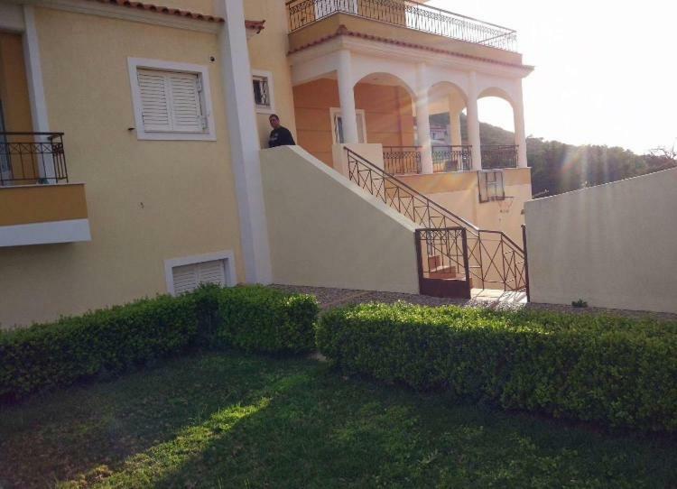 Relaxing Villa With Swimming Pool And Garden Agios Georgios  المظهر الخارجي الصورة