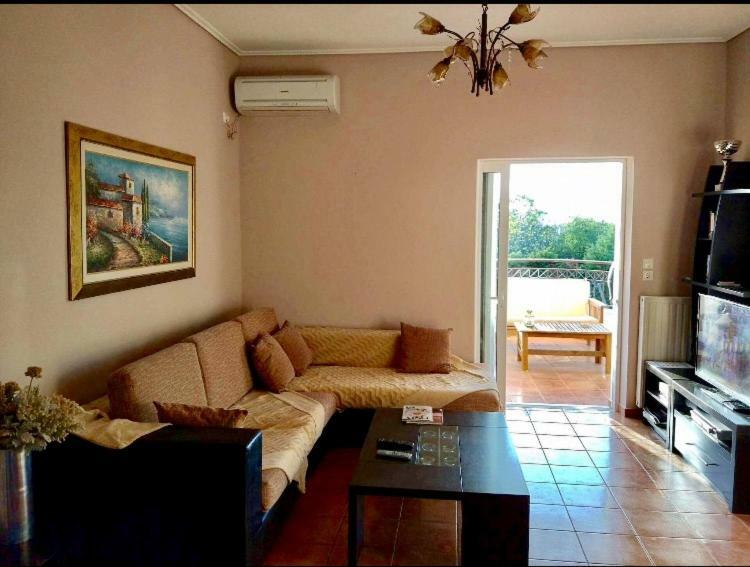 Relaxing Villa With Swimming Pool And Garden Agios Georgios  المظهر الخارجي الصورة