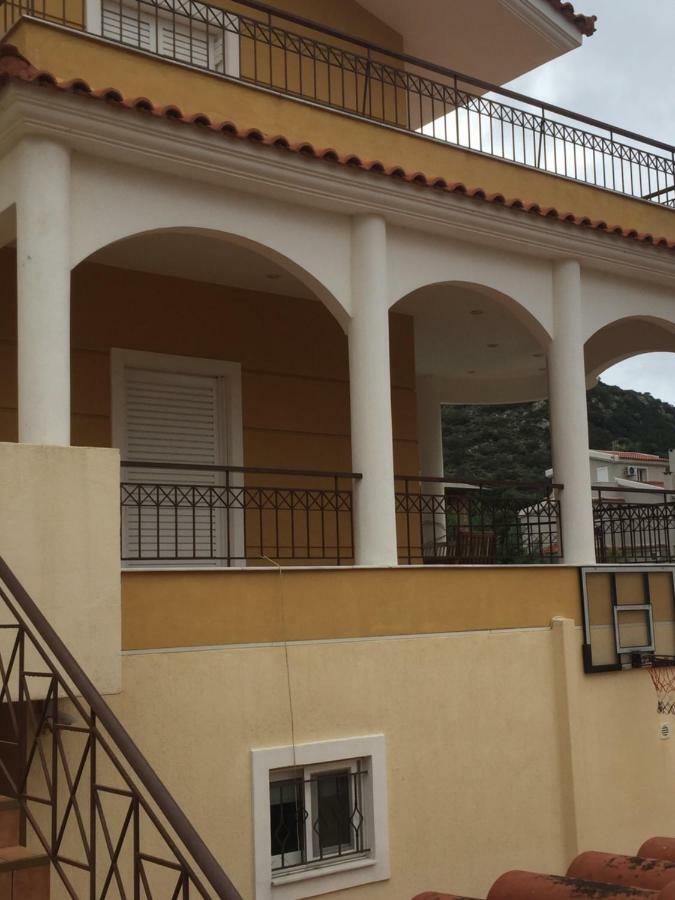 Relaxing Villa With Swimming Pool And Garden Agios Georgios  المظهر الخارجي الصورة